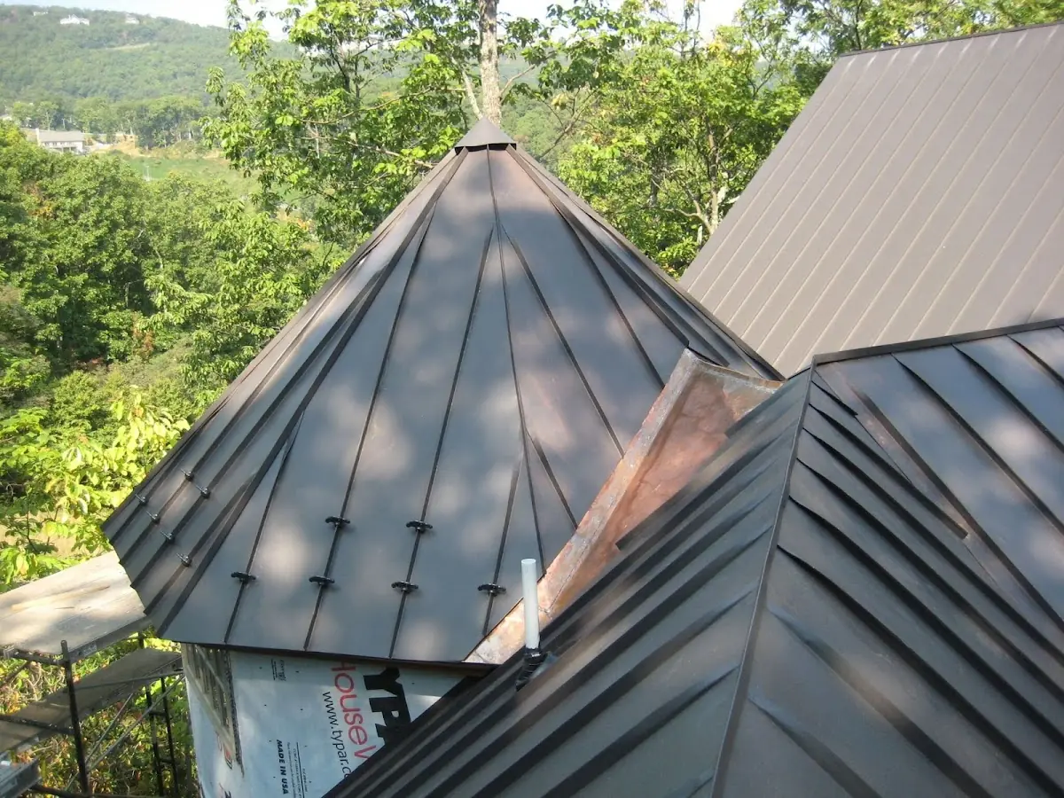 Professional Roof Tarp Installation by Craftsman Roofing in Barto